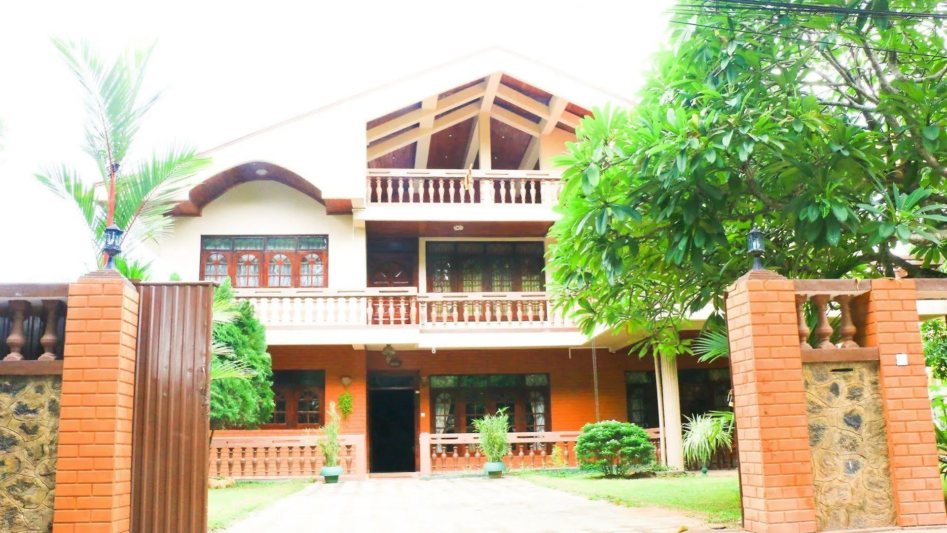 Woodside Villa - Negombo