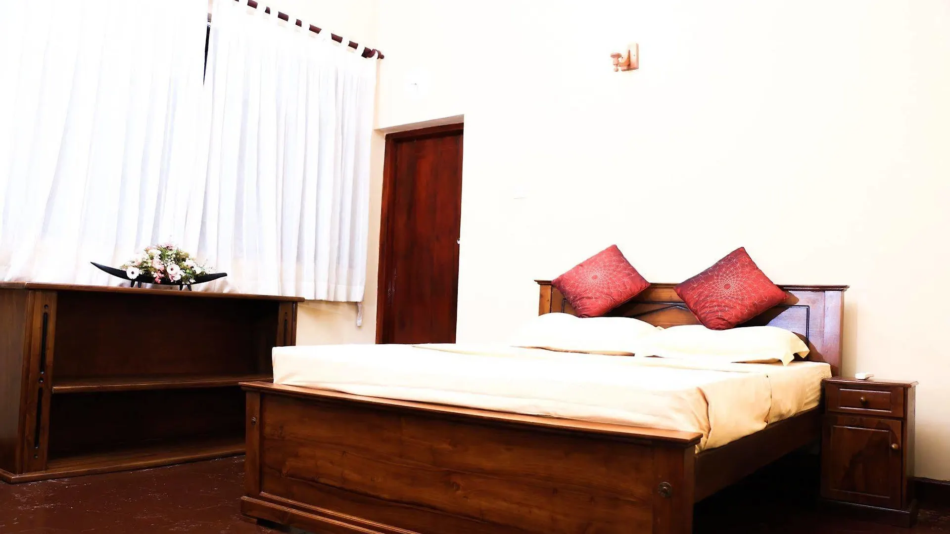 Woodside Villa - Negombo Guest house